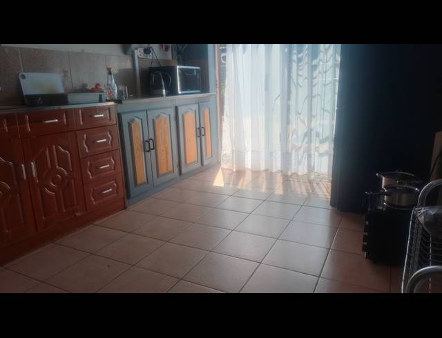 4 BEDROOM HOUSE FOR SALE IN WEST PARK
